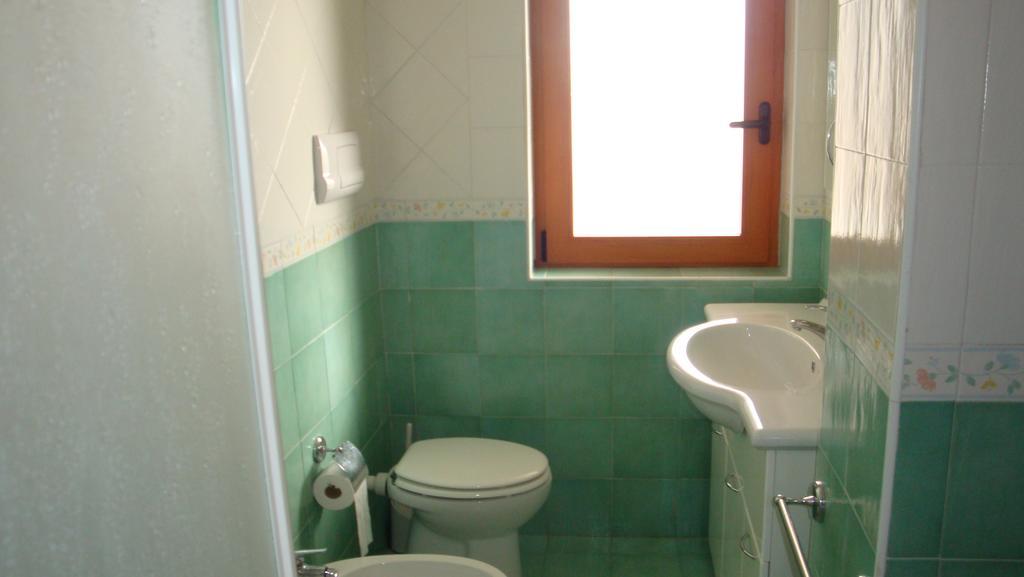 Ischia Uno Residence Forio di Ischia Стая снимка